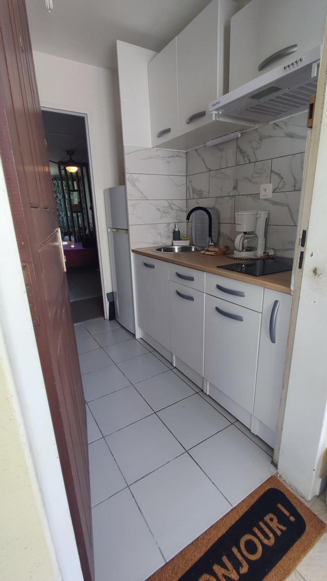 Les Franciseas Apartment Saint-Gilles Les Bains Exterior photo